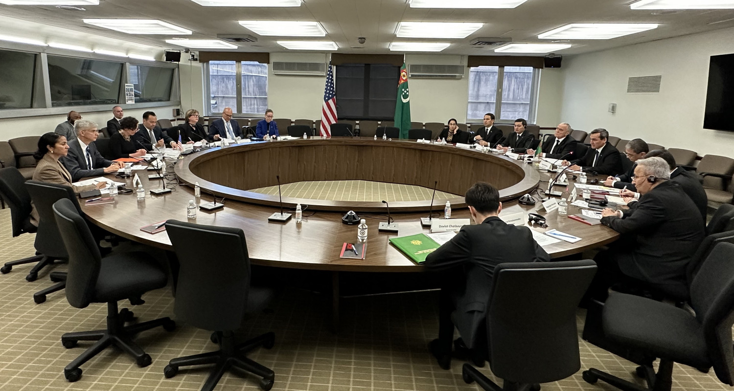 Türkmenistan bilen Amerikanyň Birleşen Ştatlary dürli ugurlar boýunça hyzmatdaşlygy çuňlaşdyrmak barada gepleşikler geçirdi