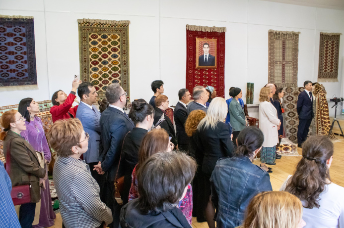 A Celebration of Heritage and Culture: Exhibition Dedicated to Turkmenistan Opens in Bucharest.